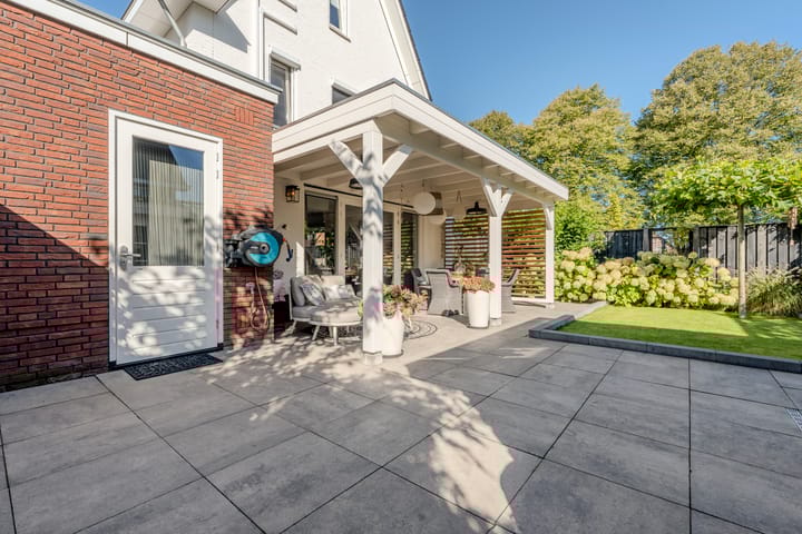 Foto 58 van Menso Altinghof 10