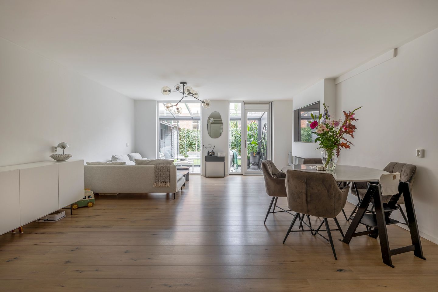 Photo 10 of Wolphaertstraat 88