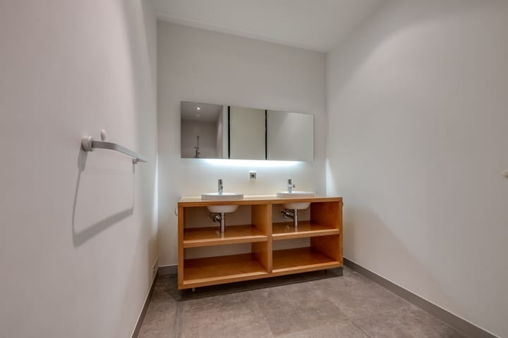 Foto 18 van Rucphenseweg 3