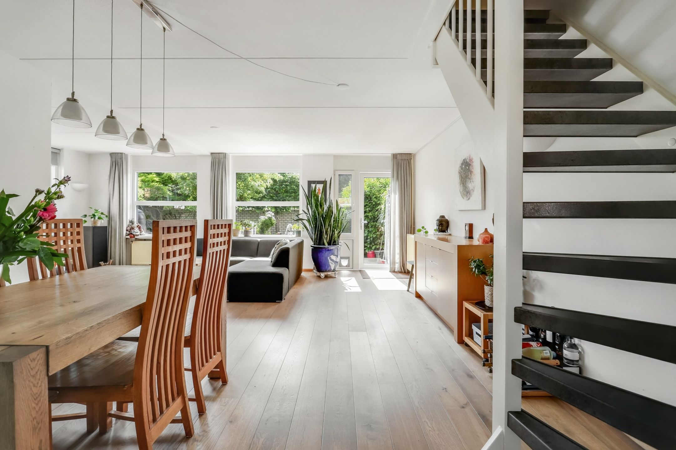 Foto 12 van Albert Schweitzerstraat 58