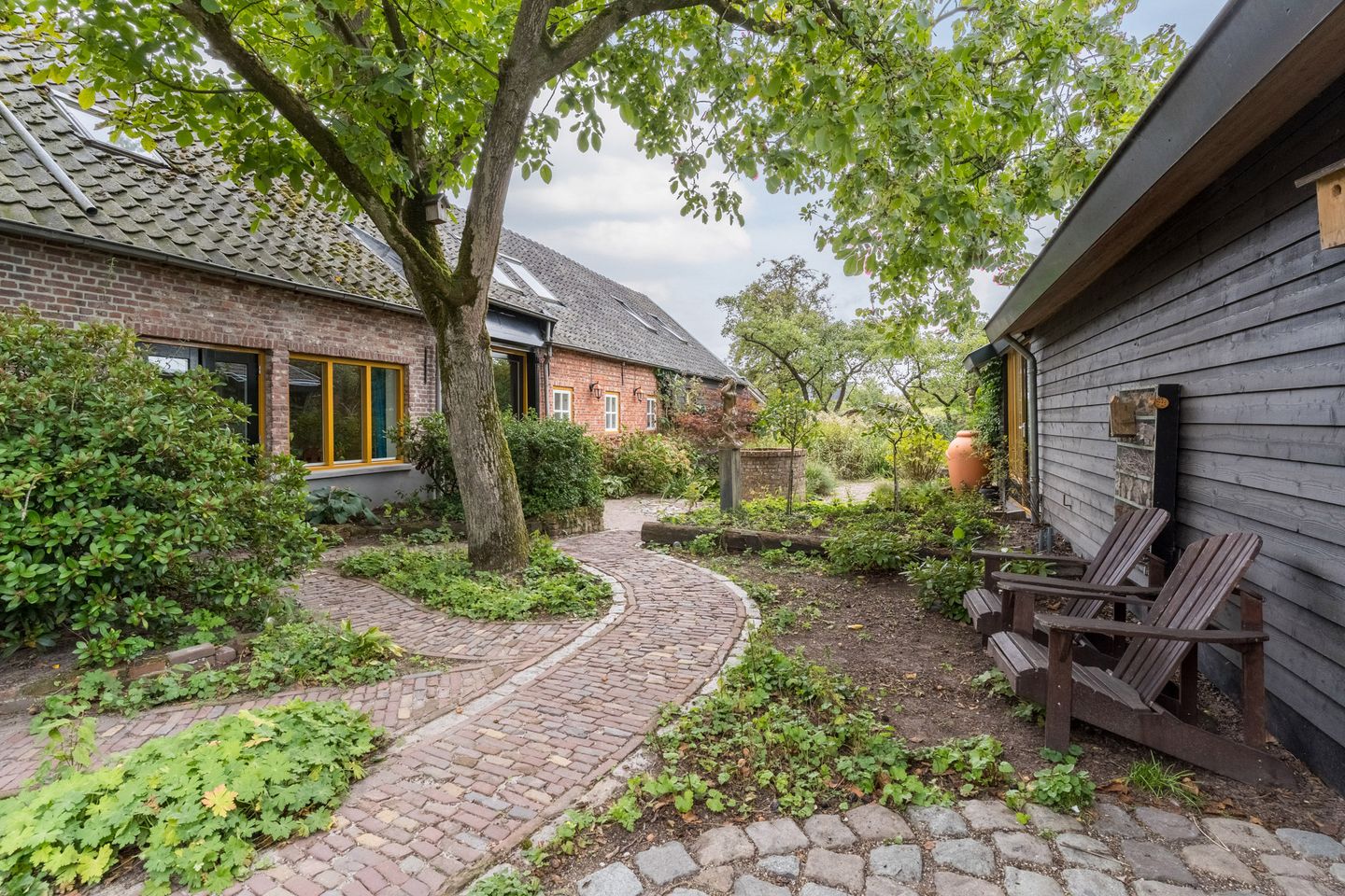 Photo 4 of Wagenbroeken 6