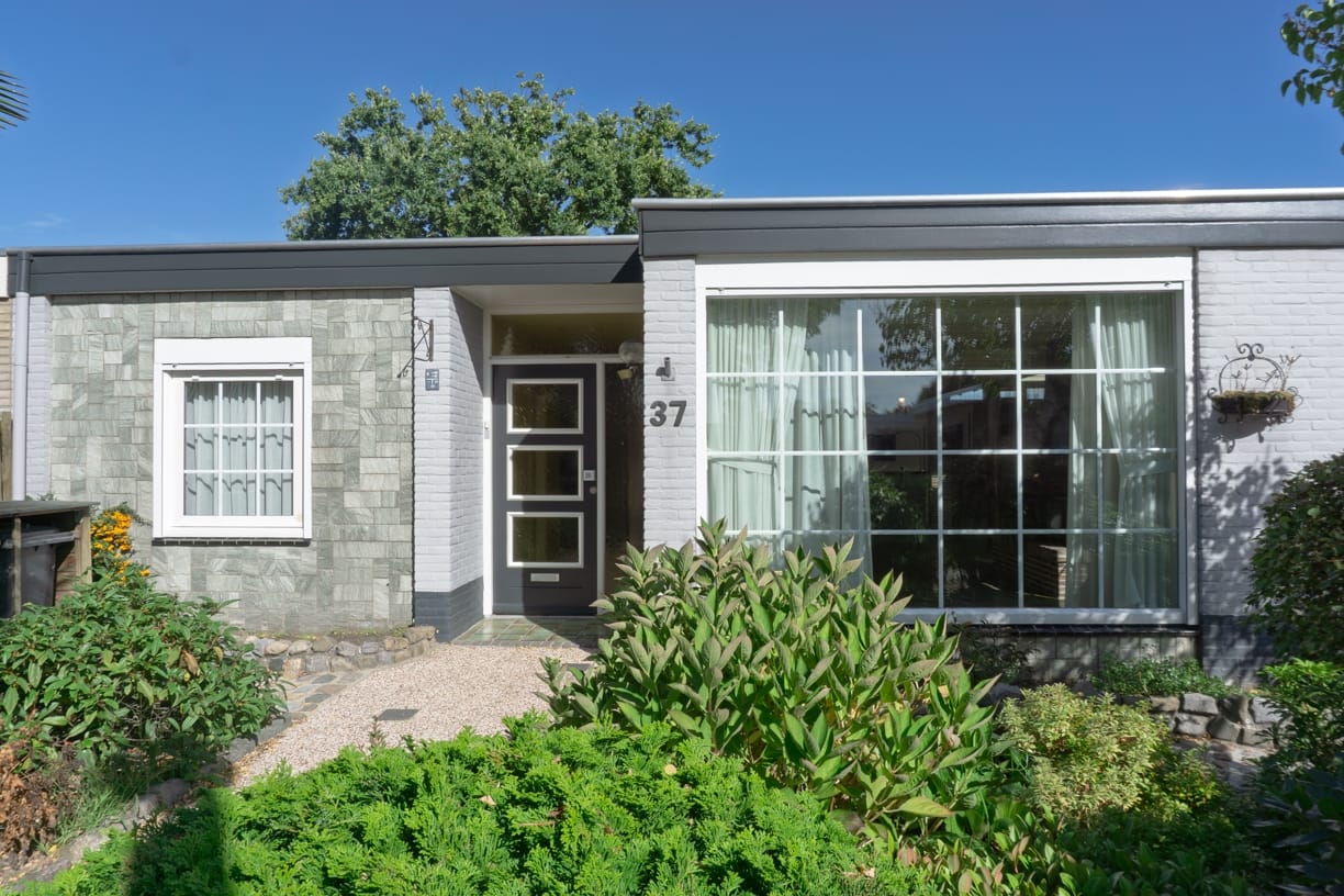 Foto 3 van Johann Strauszstraat 37