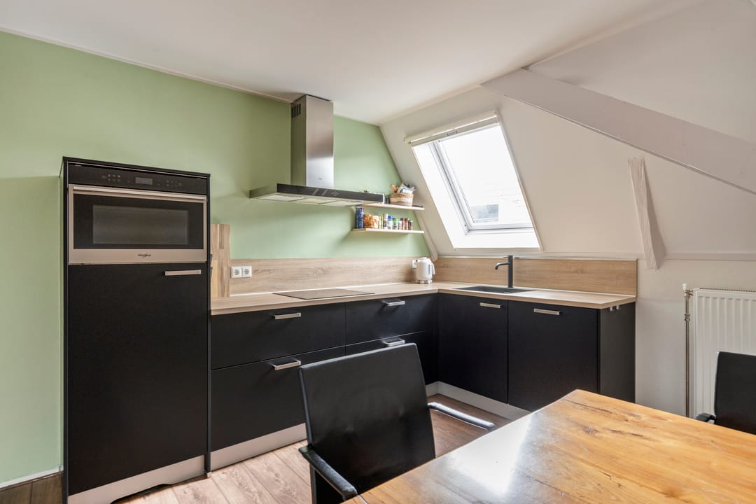 Photo 22 of Spoorstraat 8-F