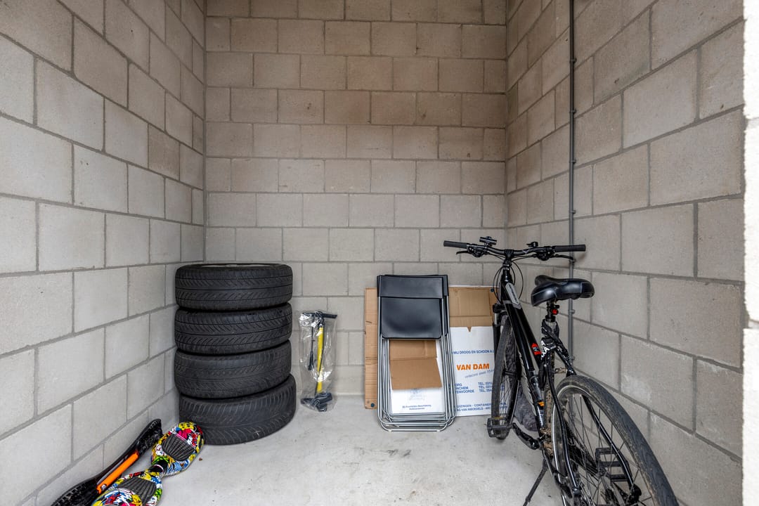 Photo 32 of Spoorstraat 8-F