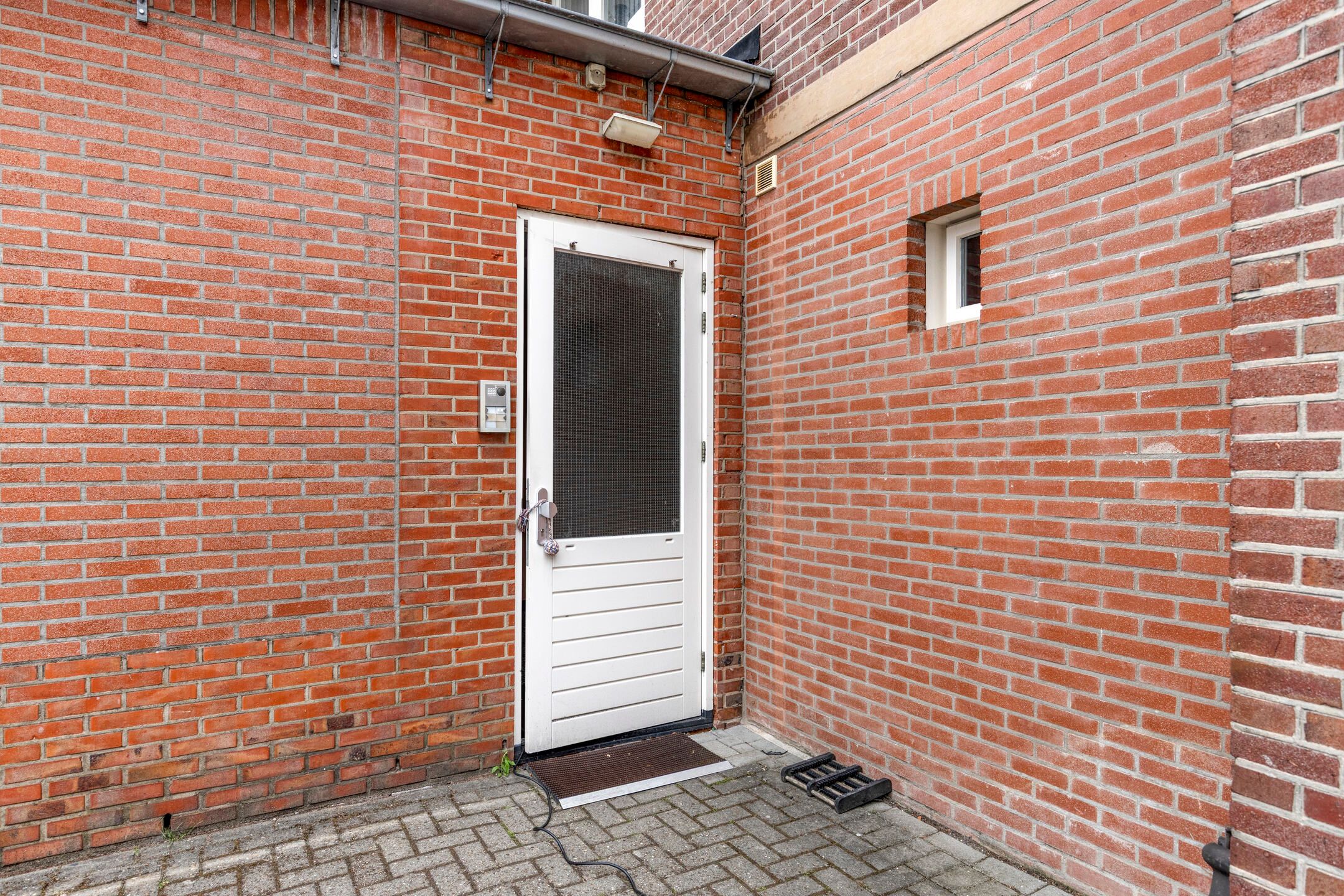 Photo 33 of Spoorstraat 8-F