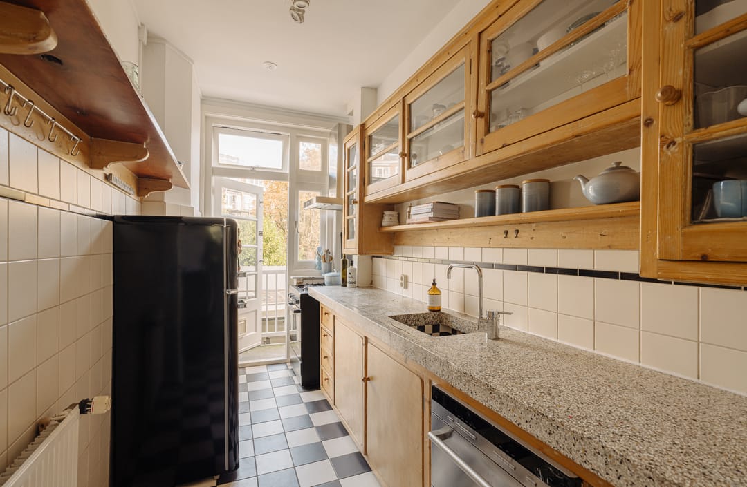 Foto 16 van Uiterwaardenstraat 338-1