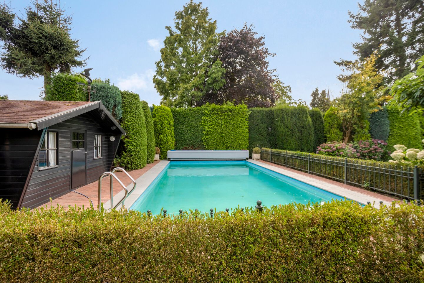 Photo 44 of Tuinstraat 17