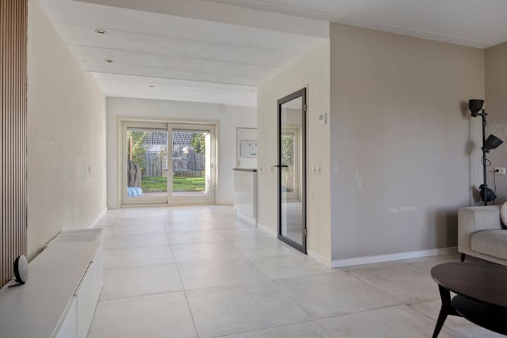 Photo 5 of Eeltsjebaes 18