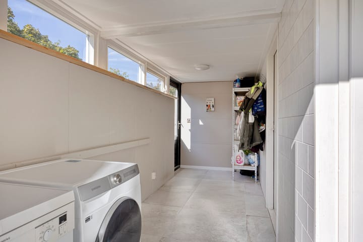 Foto 9 van Eeltsjebaes 18