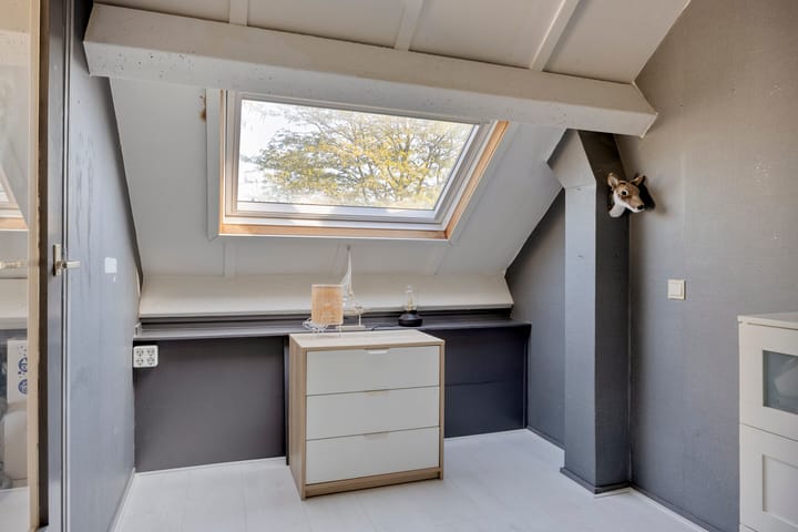 Foto 27 van Eeltsjebaes 18