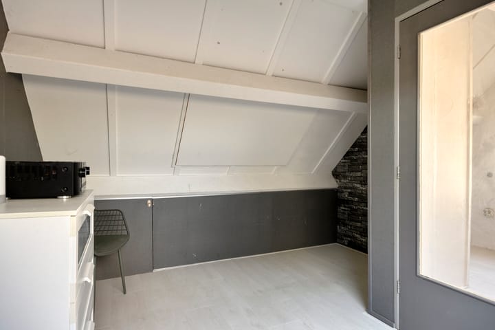 Foto 28 van Eeltsjebaes 18