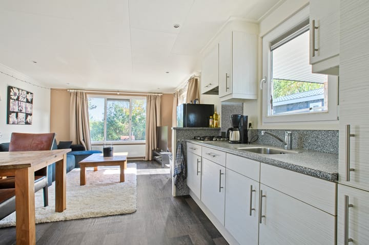 Photo 4 of Winkeldijk 30-B15