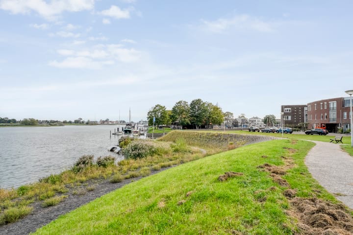 Foto 41 van Spaarbankstraat 44