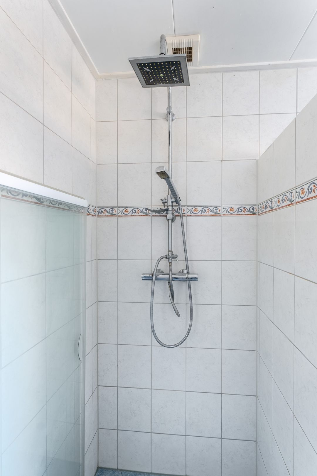 Foto 32 van Dennenstraat 77