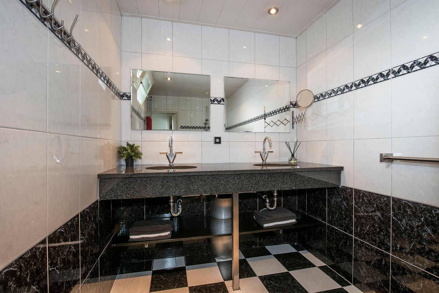 Photo 20 of Timorstraat 7