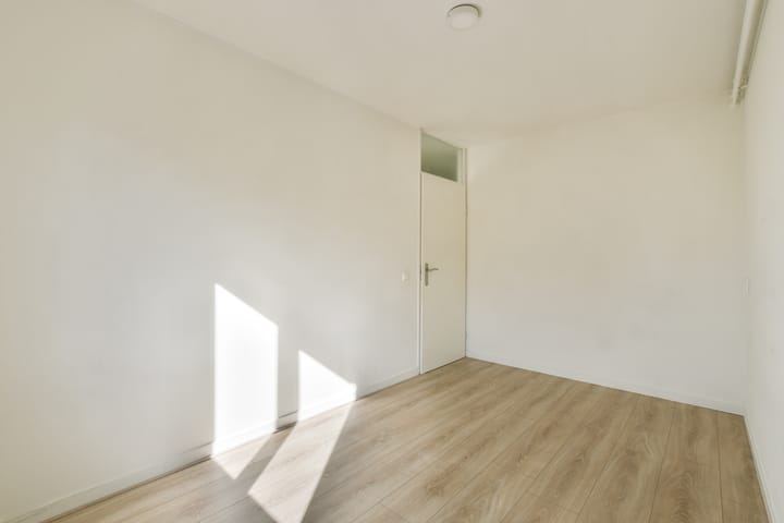 Foto 16 van Tolkamerstraat 83