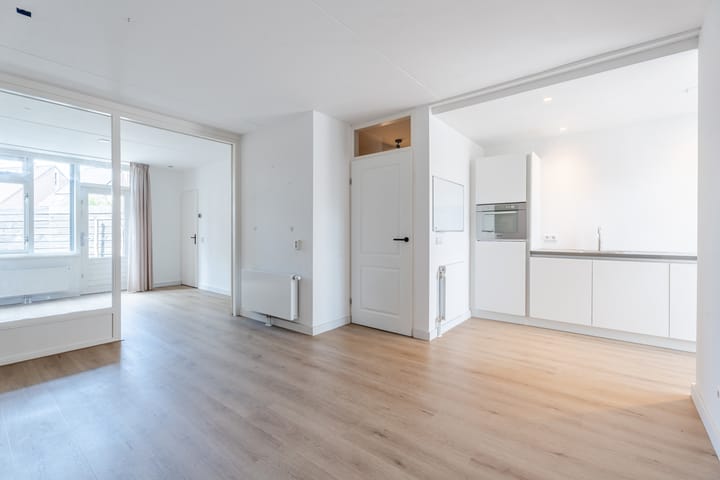 Foto 2 van Bereklauw 54