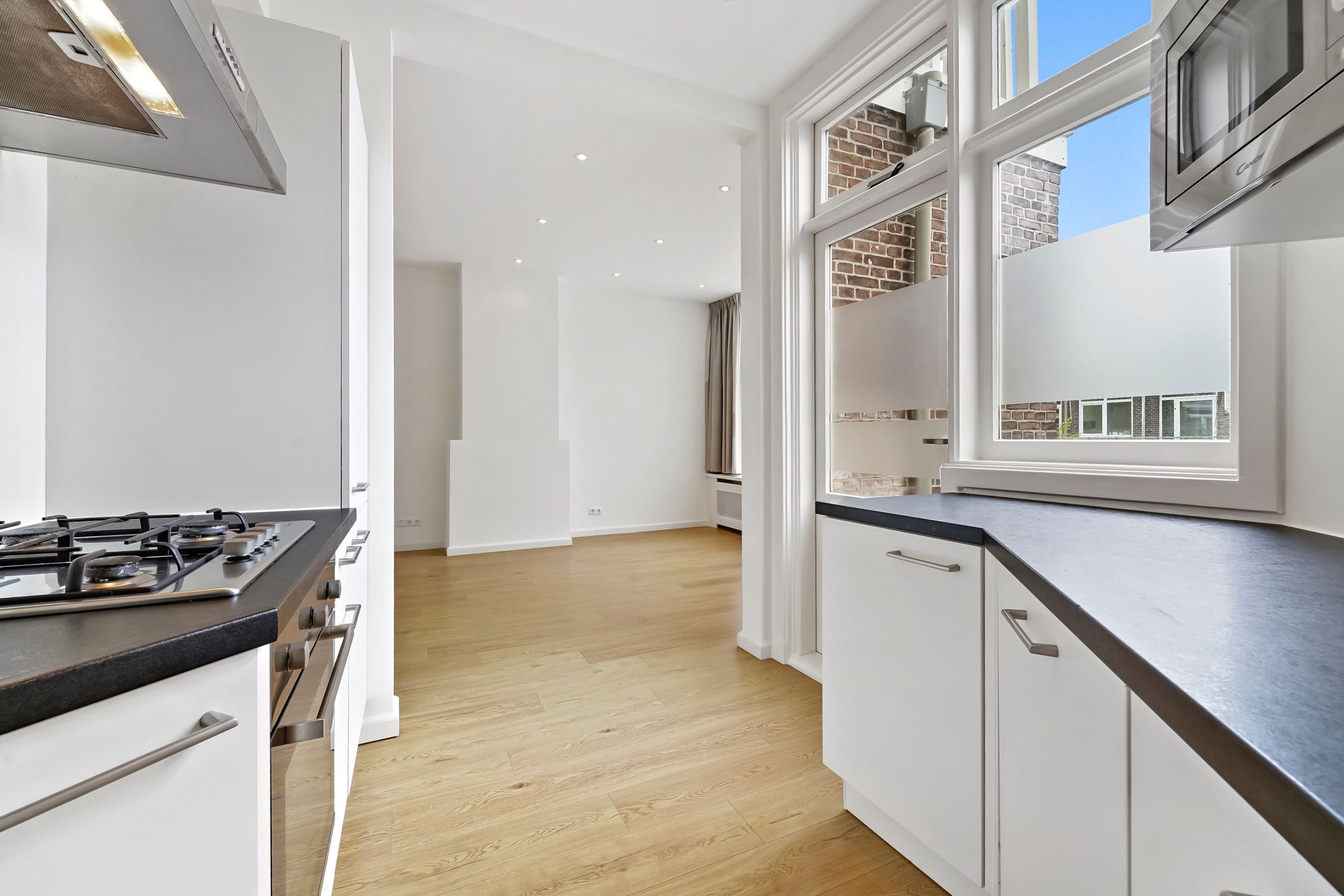 Foto 12 van Hendrik Zwaardecroonstraat 110