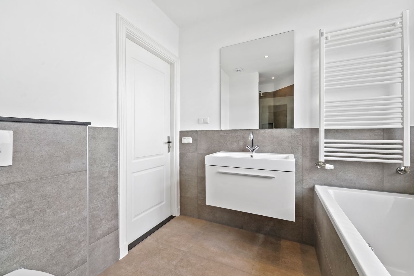 Foto 29 van Hendrik Zwaardecroonstraat 110