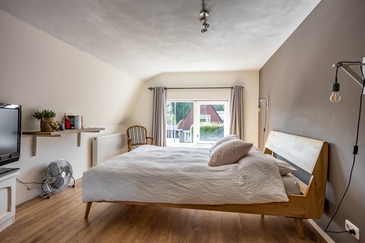 Photo 41 of Hoofdweg 27