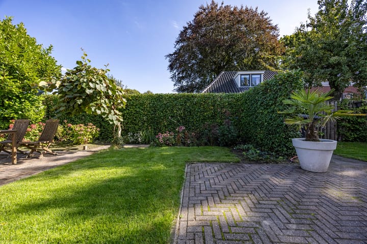 Photo 62 of Hoofdweg 27