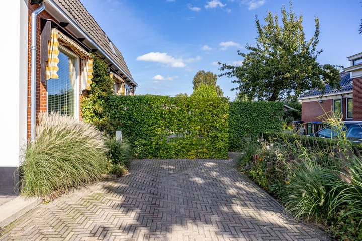 Photo 66 of Hoofdweg 27