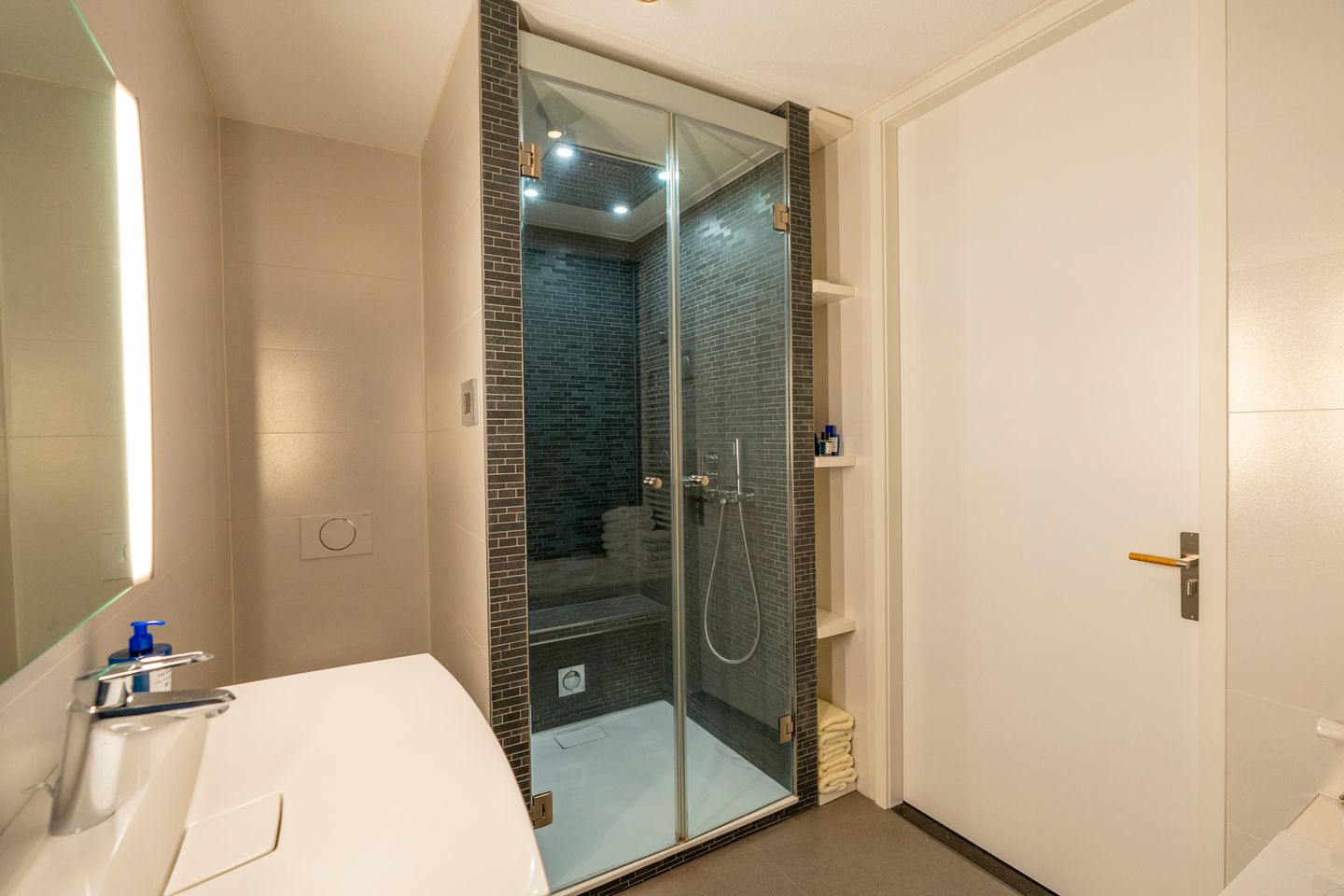 Foto 34 van Vredenburg 74