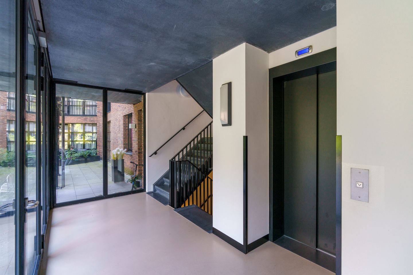 Foto 35 van Vredenburg 74