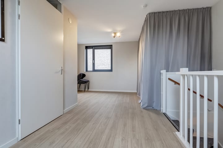 Foto 25 van Hamelstraat 8