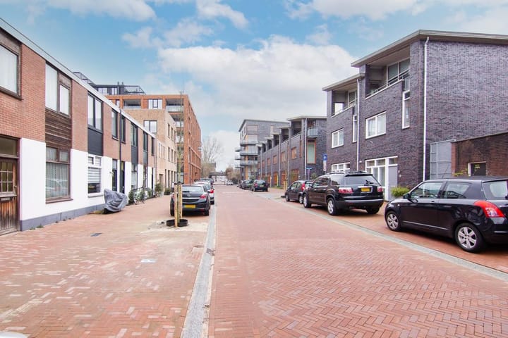 Photo 37 of Harmenjansweg 69