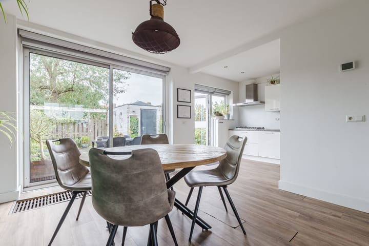 Foto 11 van Treublaan 9