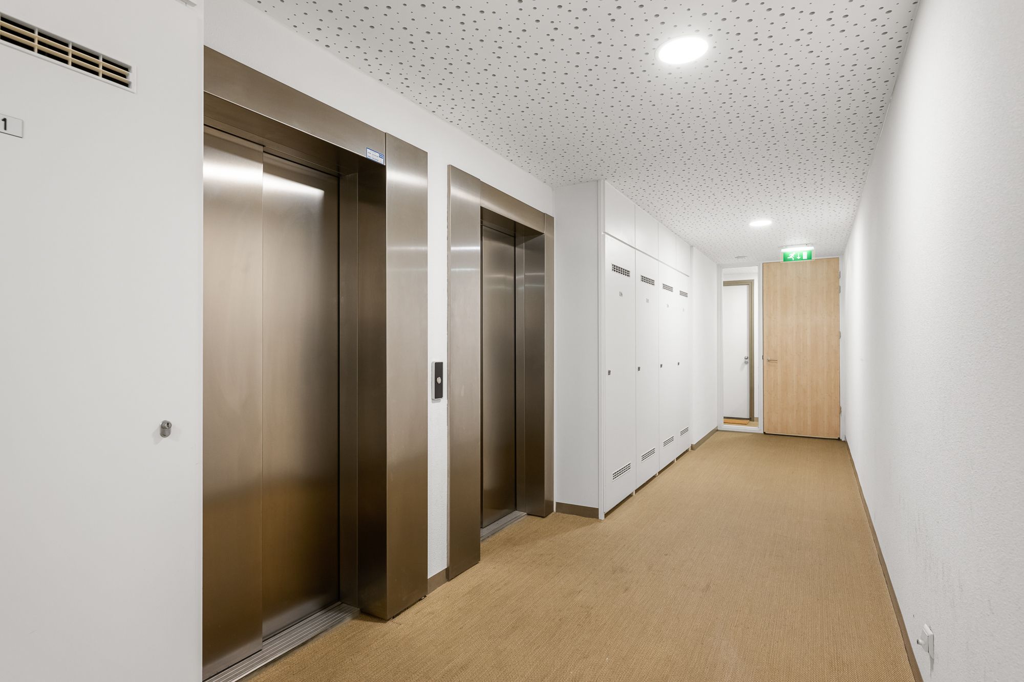 Foto 9 van Teakhout 29-A