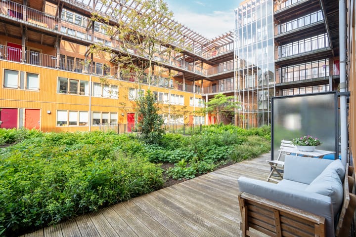 Foto 12 van Derkinderenstraat 5-A