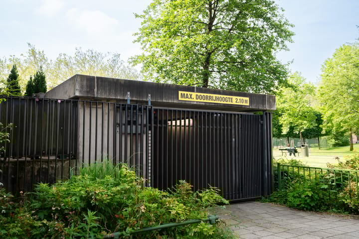 Foto 45 van Derkinderenstraat 5-A