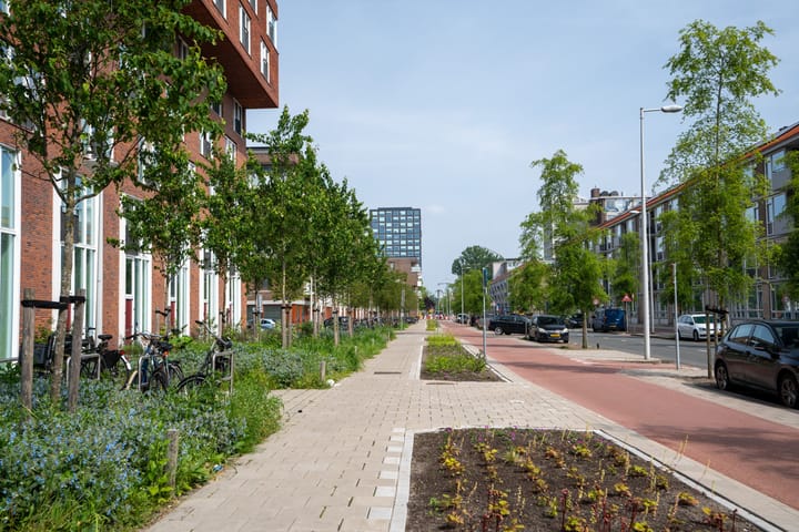 Foto 48 van Derkinderenstraat 5-A