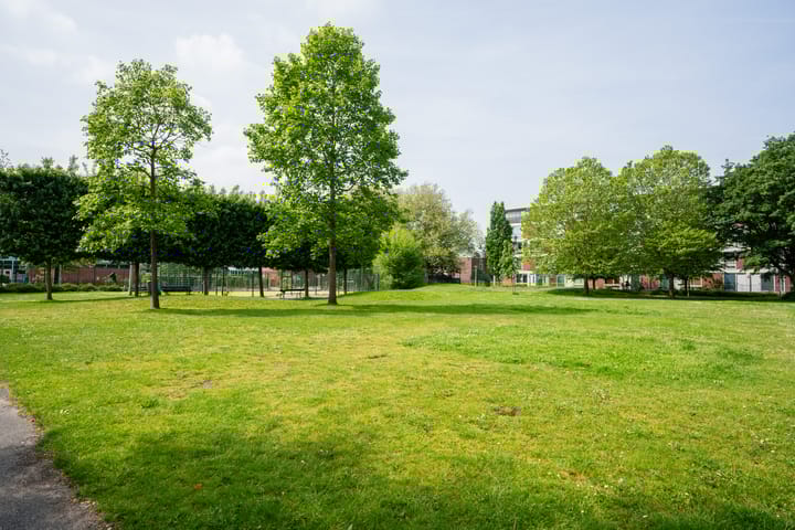 Foto 50 van Derkinderenstraat 5-A