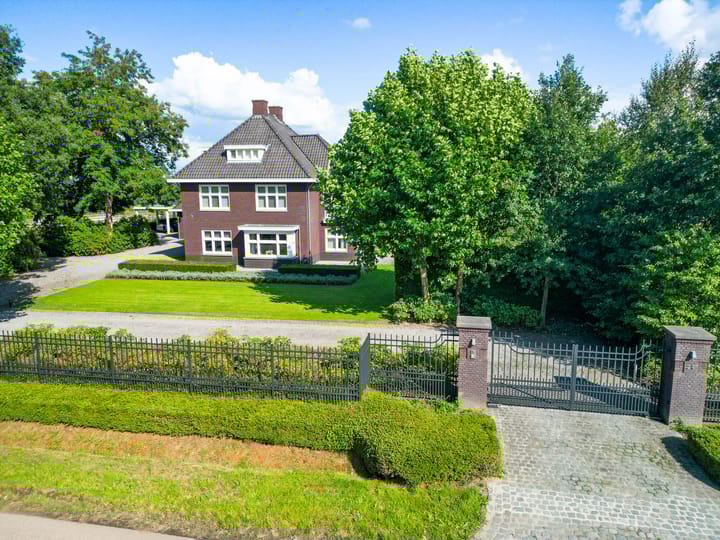 Photo 7 of Bredaseweg 24