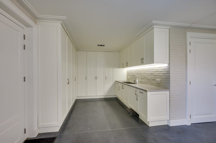 Photo 68 of Bredaseweg 24