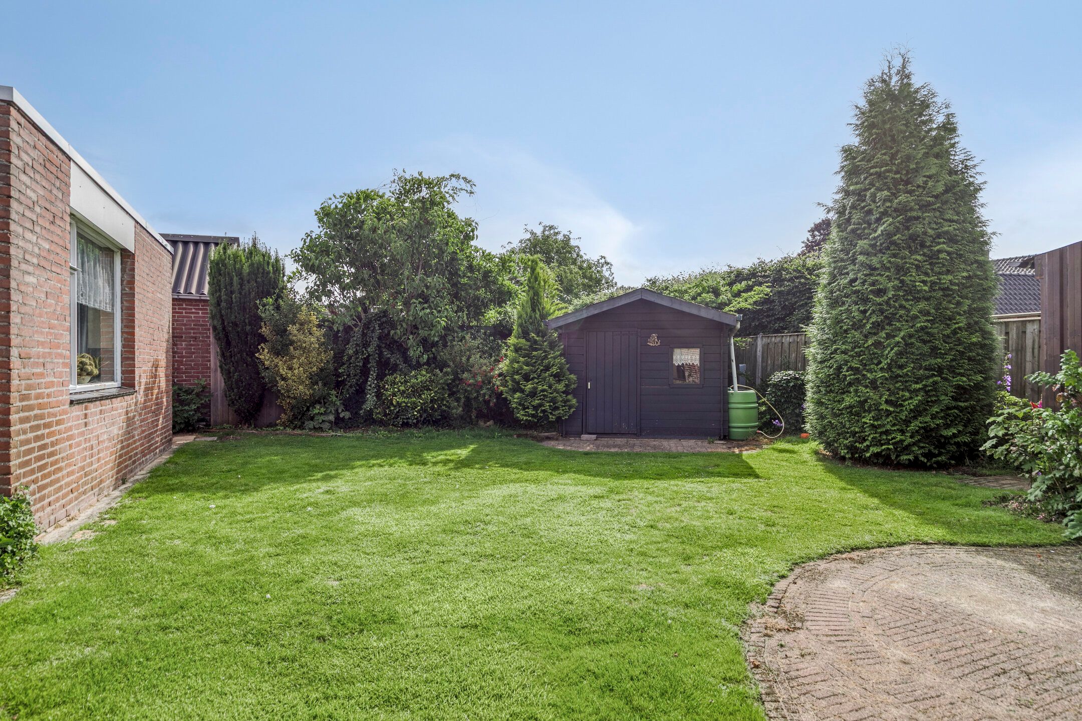 Photo 24 of Geerstraat 8