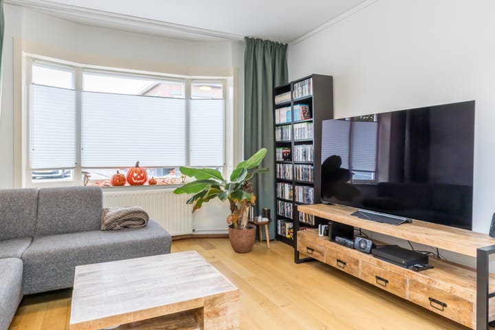 Foto 8 van Benzenraderweg 97