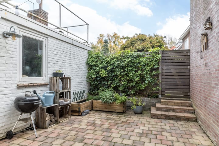 Foto 27 van Benzenraderweg 97