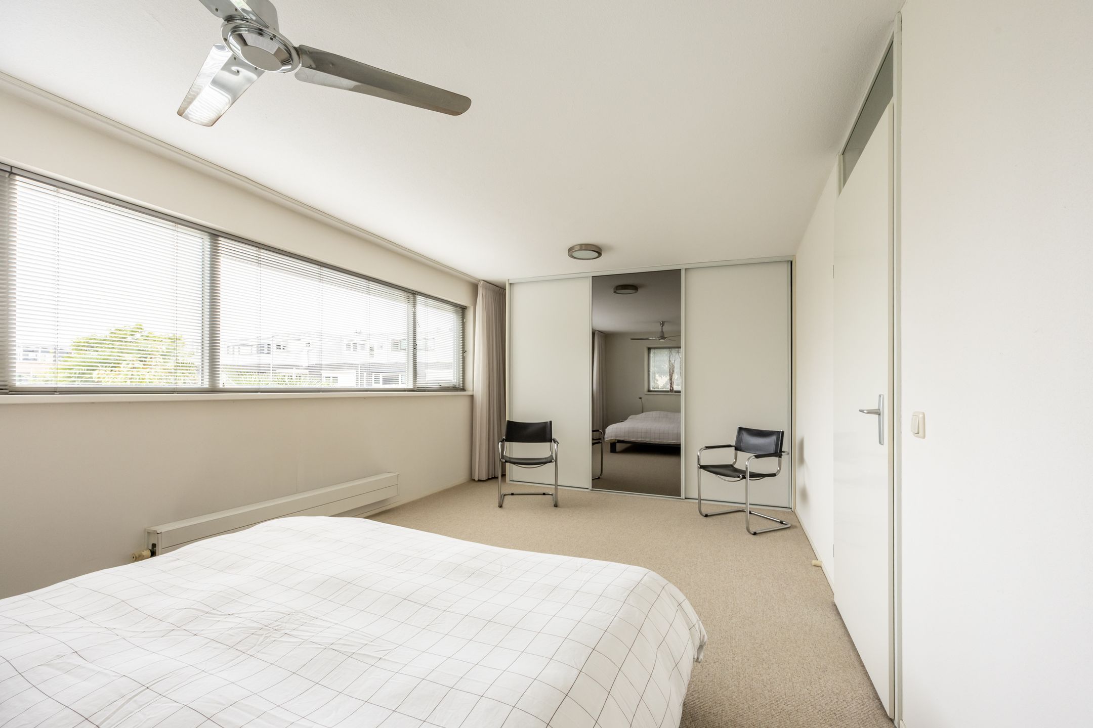 Photo 12 of Leusveld 25