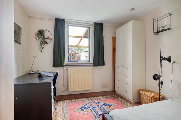 Photo 32 of Scheerdersstraat 10