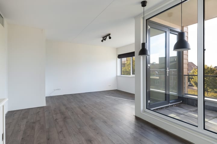 Photo 8 of Coöperatiehoek 16