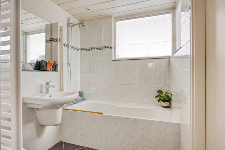 Photo 45 of Scheerdersstraat 10