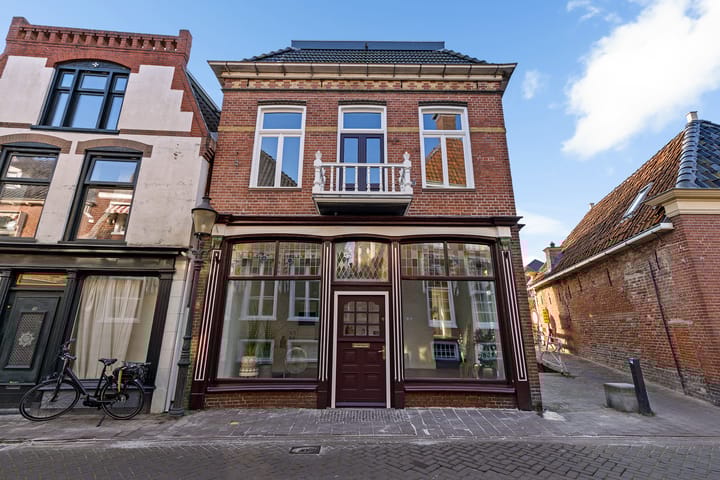 Photo 40 of Solwerderstraat 38