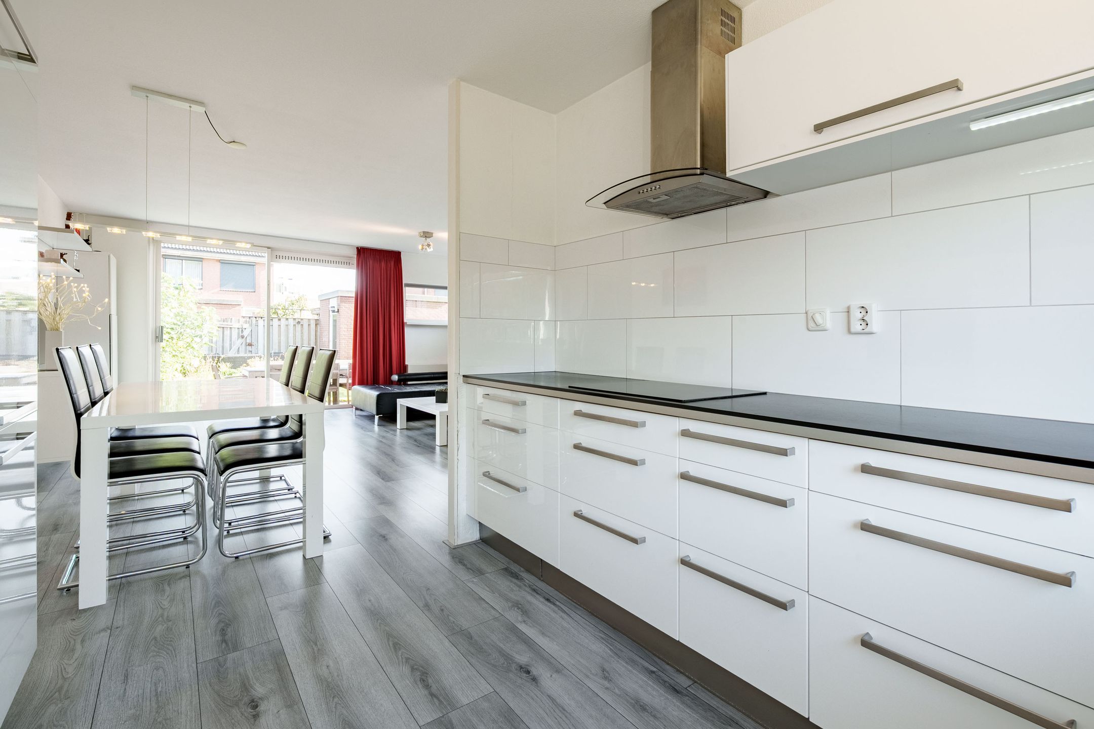 Foto 12 van Herman Heijermanshove 22