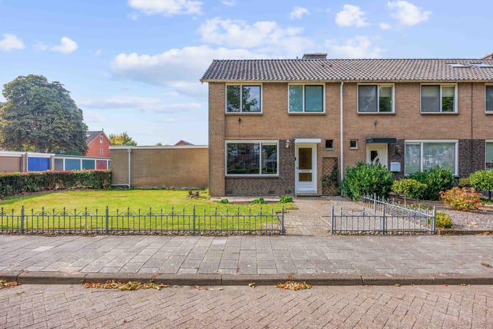 Foto 3 van Multatulistraat 4