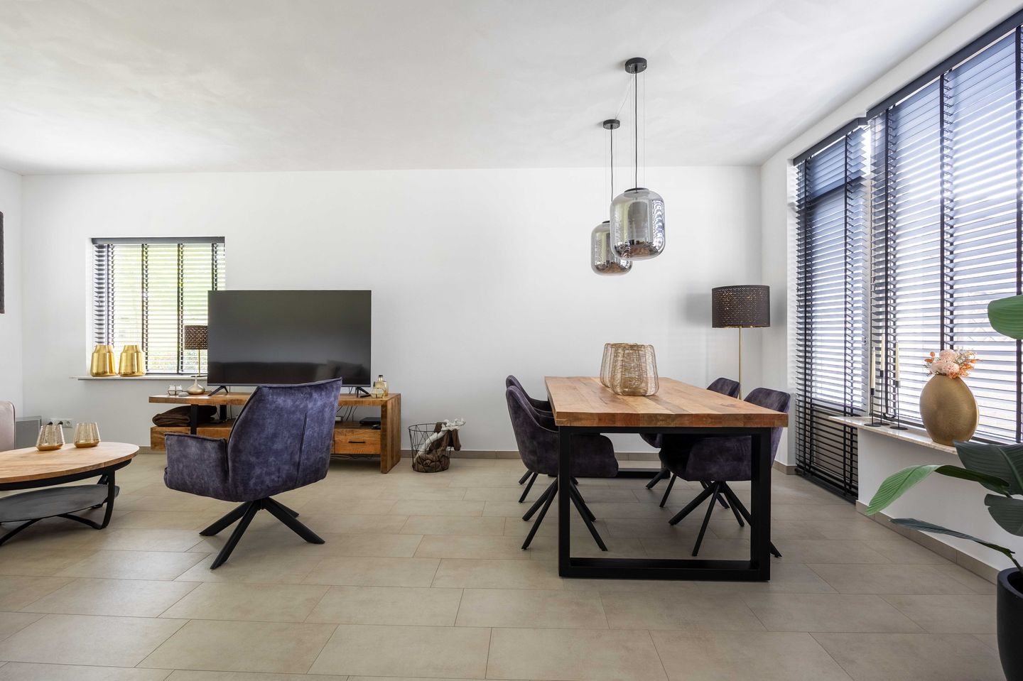 Photo 14 of Multatulistraat 4