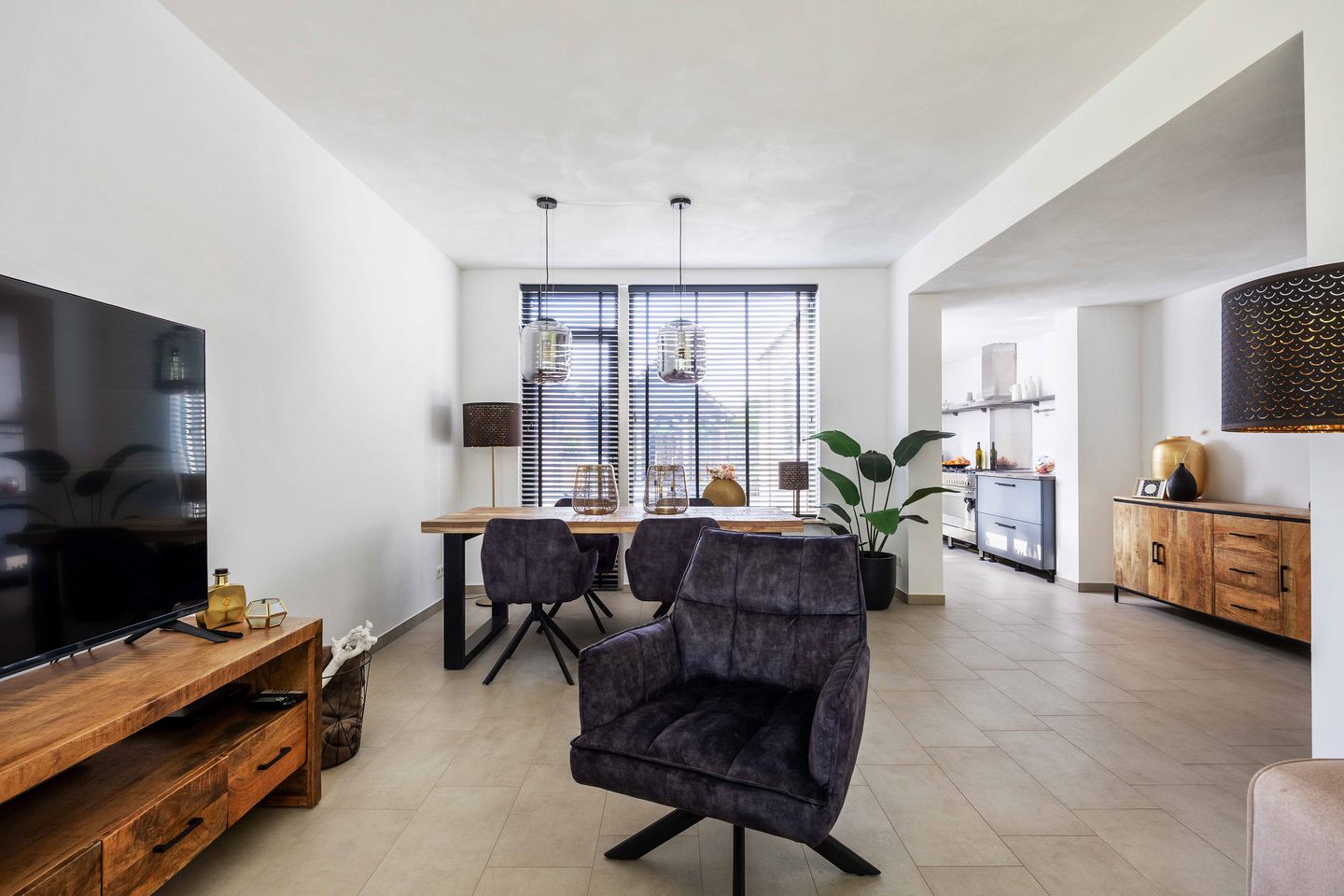 Photo 19 of Multatulistraat 4